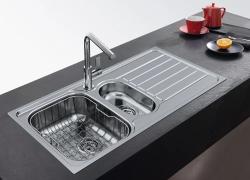 Franke Spark SKX 651 en pol in pol in pol iz nerjavečega jekla z odcejalnikom, reverzibilen 101.0315.546