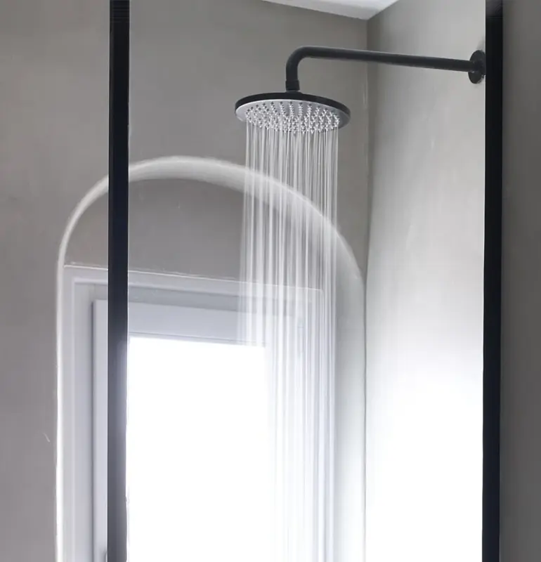 Waterevolution Flow glavna tuš kabina 200 mm s priključkom na steno, mat črna T1641PR