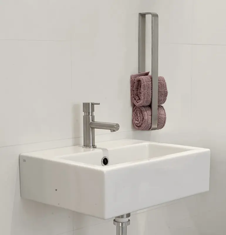 Waterevolution Deep vertikale handdoekhouder 40cm nerjaveče jeklo A216IE