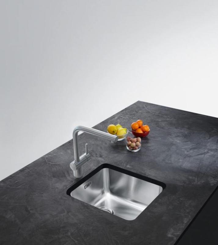 Franke masivna nerjaveče jeklo kuhinjska pipa Atlas Neo vrtljivi izliv 115.0521.435