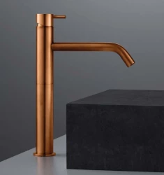 Waterevolution Flow umivalnikova pipa za umivalnike PVD brušeni baker T115CPE