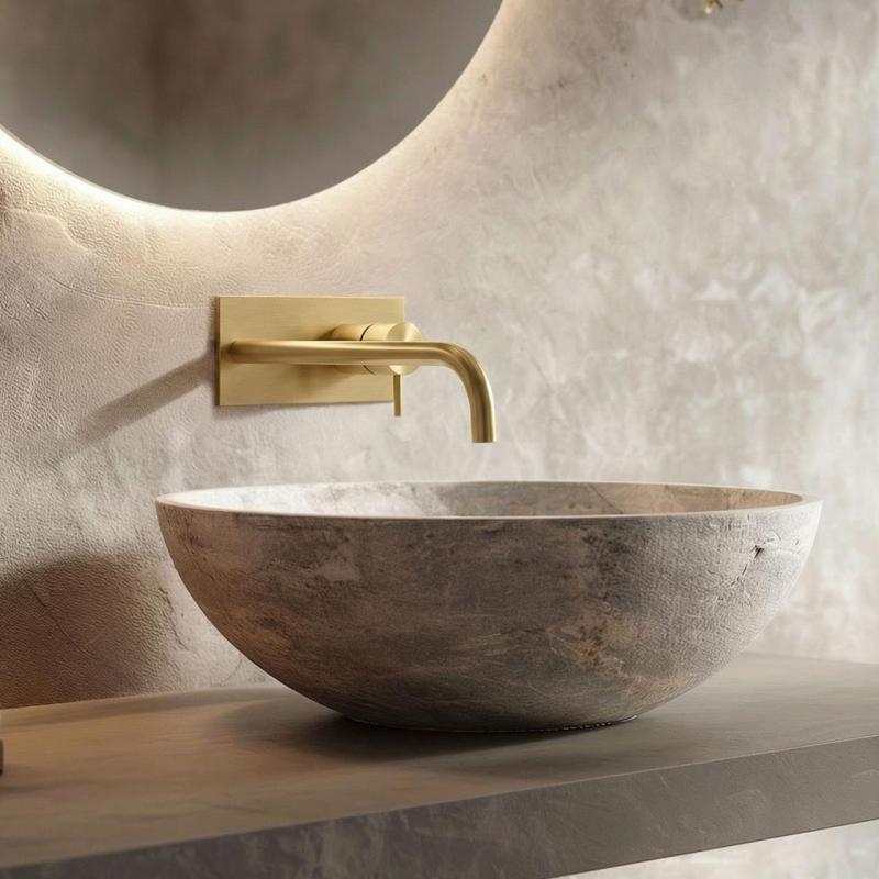 Waterevolution Flow vgradna pipa za umivalnik s pokrivno ploščo iz brušenega medenine z izlivom 21 cm T1161LE-21