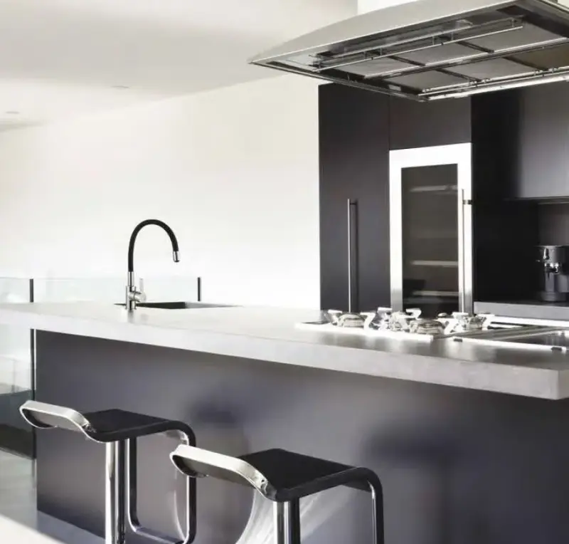 DEMM kuhinjska pipa z vrtljivim izlivom krom/črna 1208947023