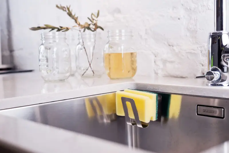 Magisso Magnetni večnamenski nosilec za pomivalno korito iz nerjavečega jekla 30103000