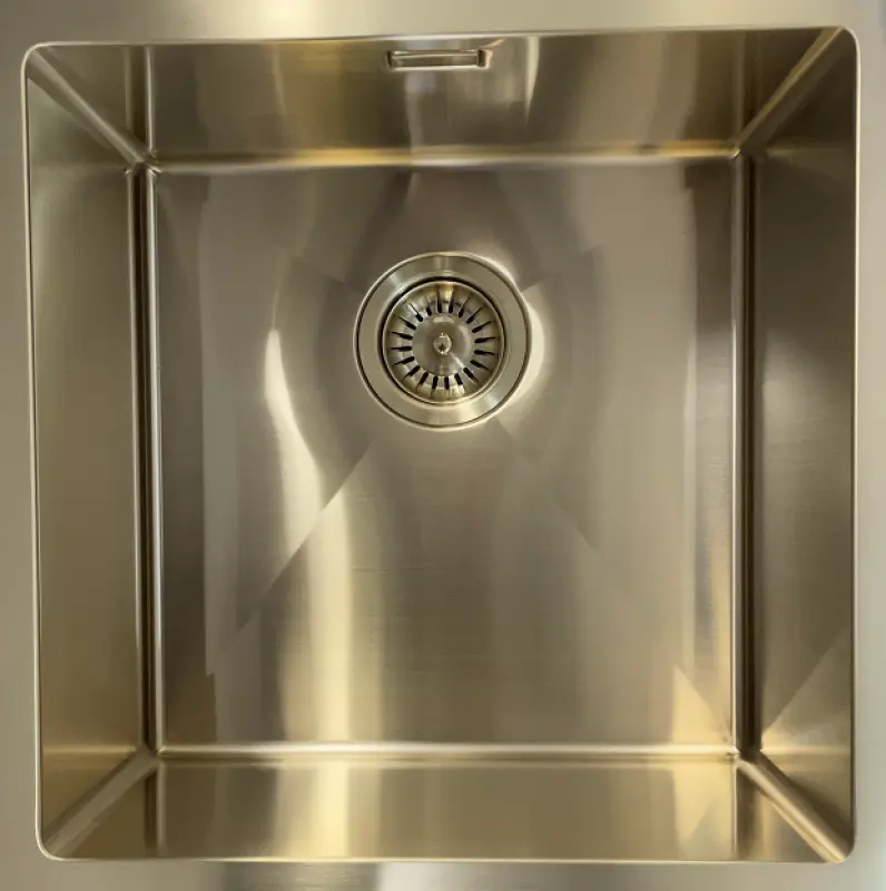 Ausmann Mosel RVS pomivalno korito zlata barva PVD zlato 50x40 podpultno, vgradno in nadgradno 080921
