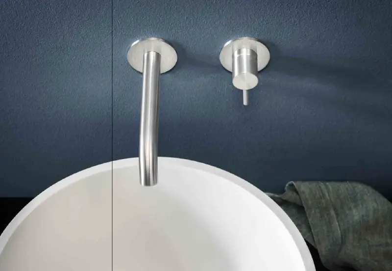 SB Round 316 vgradna mešalna pipa za umivalnik iz brušenega medeninastega PVD 102mm