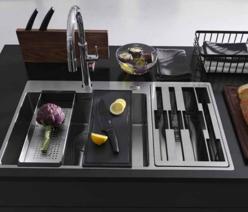 Franke Box Center BWX220-54-27 inox pomivalno korito levo s rezalno desko, setom nožev in žično košaro 86x51cm 127.0587.643