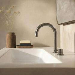 Waterevolution Flow 2-luknjasta umivalna baterija PVD Gun Metal T1121UGME