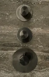 SB 316 AESTHETICS Round Vgrajena termostatska pipa z 2 izhodi / 2 x zaporni ventil PVD brušeno pištolo kovinsko 1208954945
