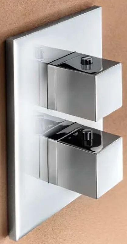 SB Universale Square Inbouw thermostaatkraan met 2 uitgangen chroom 1208955139

SB Universale Square Vgradni termostatski ventil z 2 izhodoma krom 1208955139