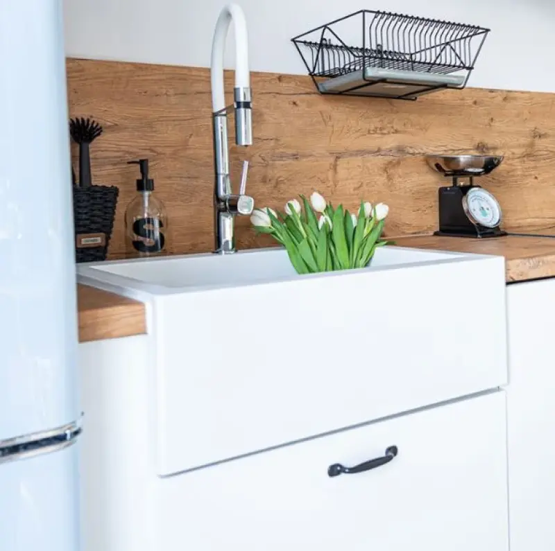 Aquadesign Farmhouse vgradno ali nadgradno granitno pomivalno korito belo 58x49cm 1208956331