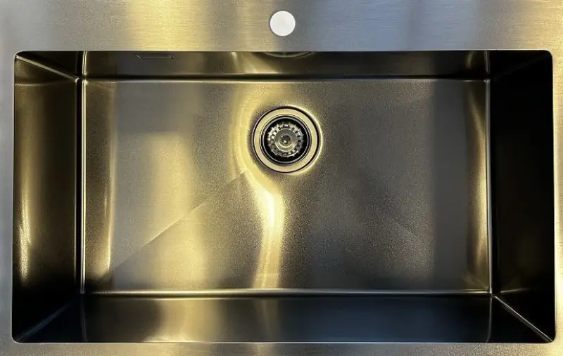 Ausmann Turt velika kovinska pomivalna korita v antracitnem PVD 79x50mm z luknjami za pipe za podgradnjo, vgradnjo in nadgradnjo 1208956940