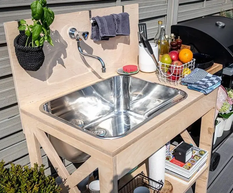 Aquadesign Utility odtočni koritec 55 x 45 cm za pomožni prostor ali garažo, vključno z nosilci 1208957003