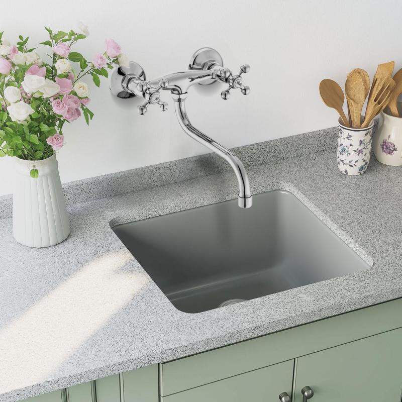 AquaTrimo Vivaldi klasična kuhinjska stenska pipa krom 21VV7068CM