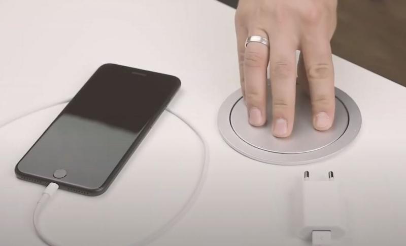 Indux Push potopna srebrna kuhinjska vtičnica v delovni plošči s 4 vtičnicami 1208957413