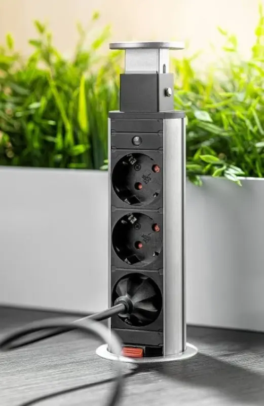 Indux Up & Down majhna potopljiva ozemljitvena vtičnica za črno kuhinjo v delovnem pultu s 3 vtičnicami in 2 x USB 1208957418