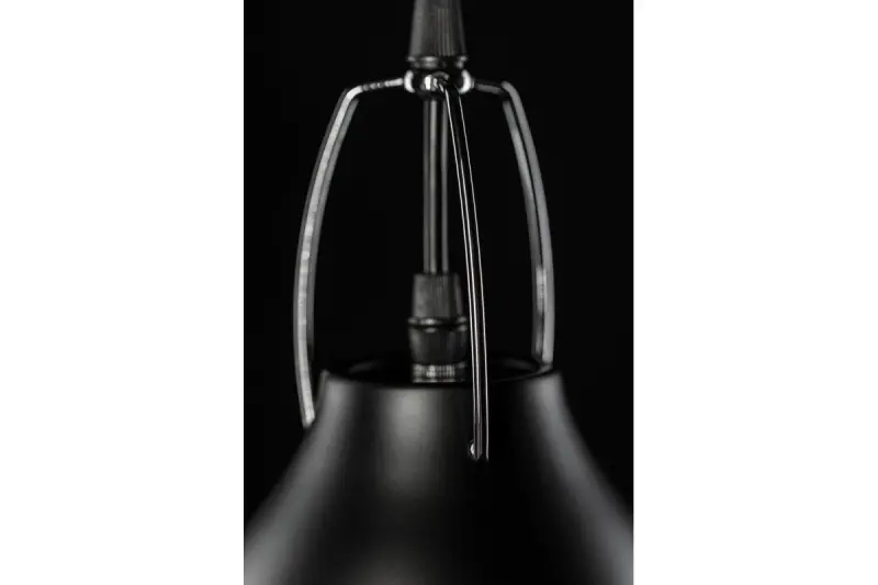 Decor Orient konična kovinska viseča svetilka črna s kontrastno belo notranjostjo 4475