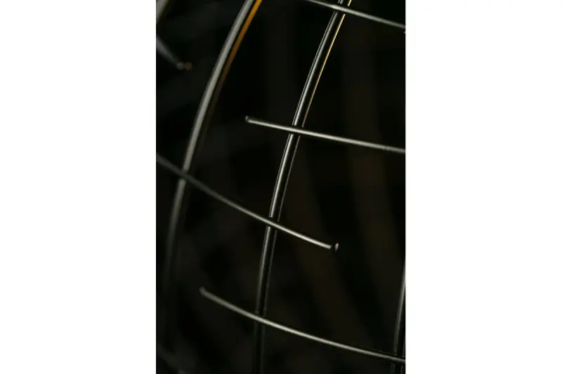 Decor Viela črna zlata žična kovinska viseča svetilka, kroglasta oblika, premer 35 cm, 6996