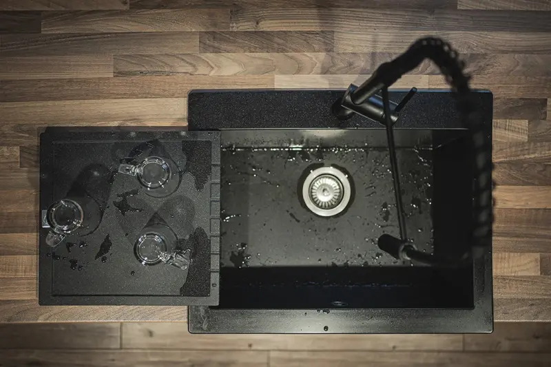 Aquadesign Unix granit odcejalnik 35x35cm črna 1208958214