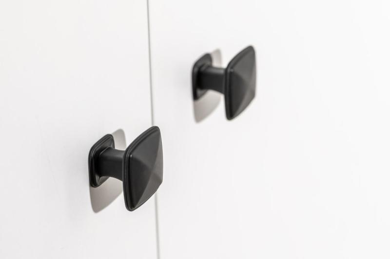 POINT gumb črne mat barve 1208959306