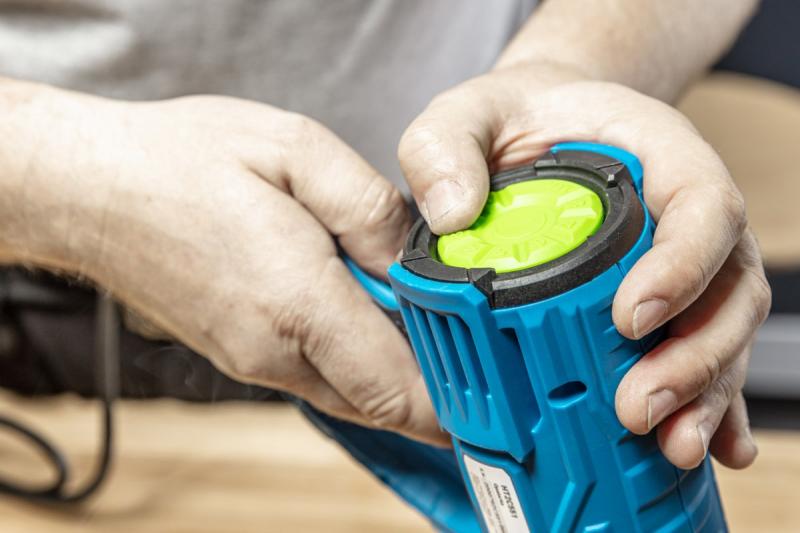 Hoegert LCD Digitaal Heteluchtpistool 2000W 1208960197