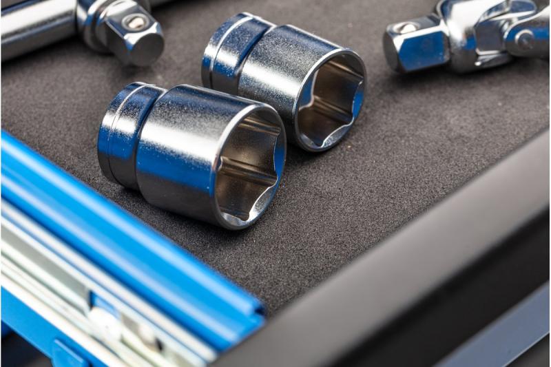 Hoegert Orodjarna s 6 predali 1208962005