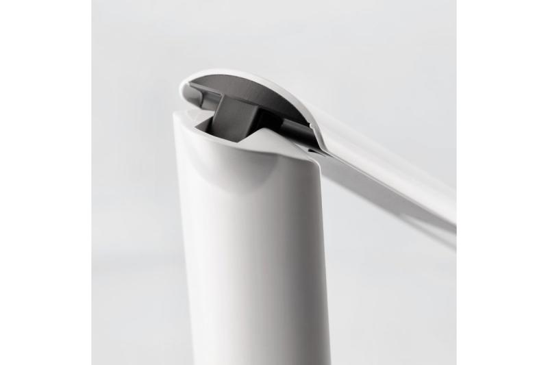 Decorlamp FLOWER 4W 240lm.AC220-240V 4000K baterija 1800MAh Ra>80 črna/bela 1208962481