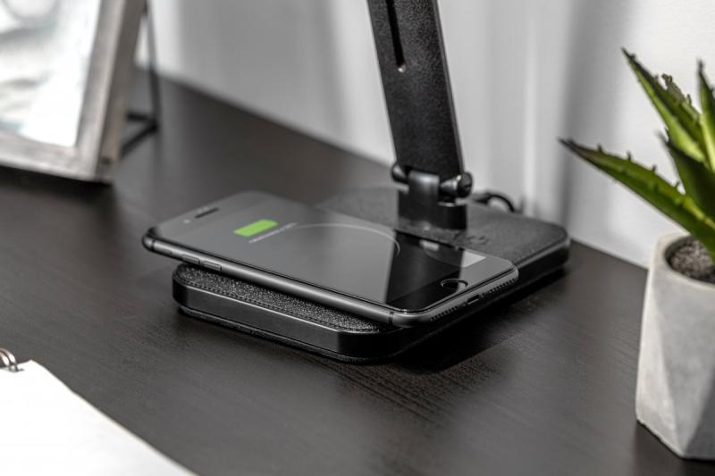 Decor IZUKA LED namizna svetilka 6W 400lm AC220-240V 50/60Hz CCT indukcijski polnilec črna. 1208962497