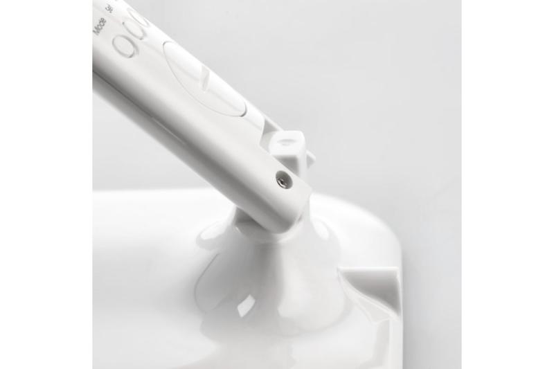 Decor Bnamizna svetilka LINEAR 7W 420lm AC220-240V 3-CCT 5-stopenjsko zatemnjevanje PF>0.5 RA>80 bela. 1208962500