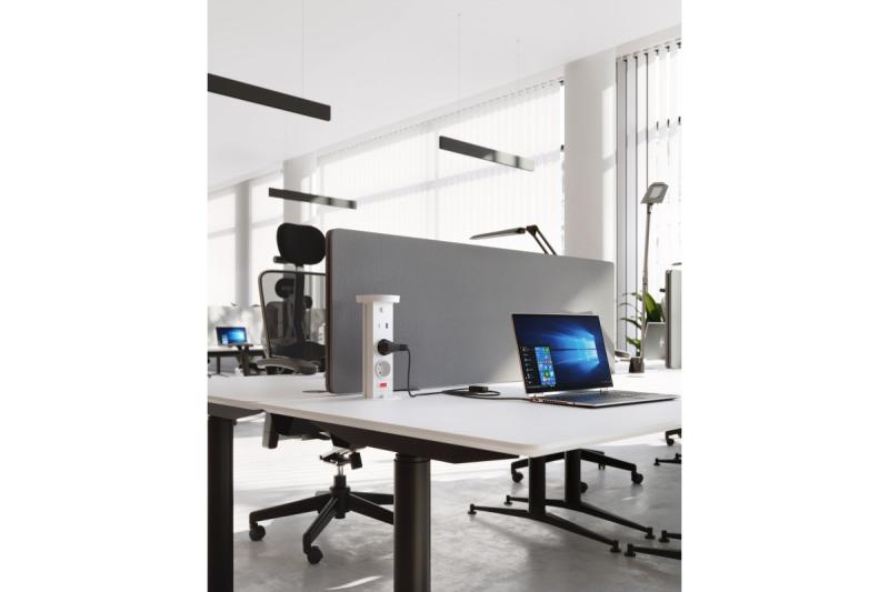 Decoreer LED hangarmatuur VILANA 42W (30W+12W) 4000K RA>80 220-240VAC 48/120° UGR<19 120cm črna. 1208963237