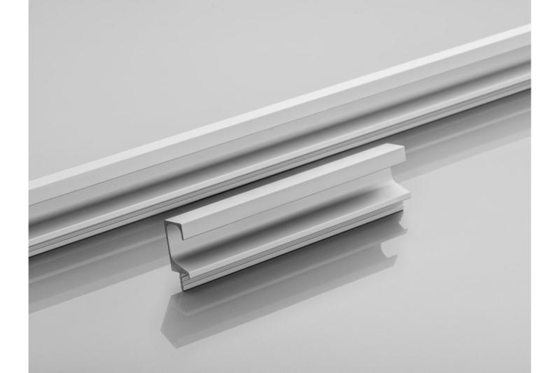 Neprekinjen aluminijast profil ročaja C l=3500mm črna mat 1208964055