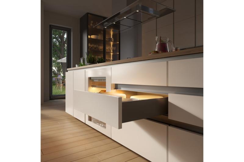 Aluminijasti profil, sistem brez ročajev VELLO z LED funkcijo, L, srebrn, dolžina 3 m 1208964217