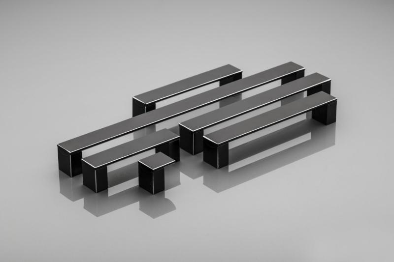 Aluminijasti ročaj ARES C=256mm črna 1208965477