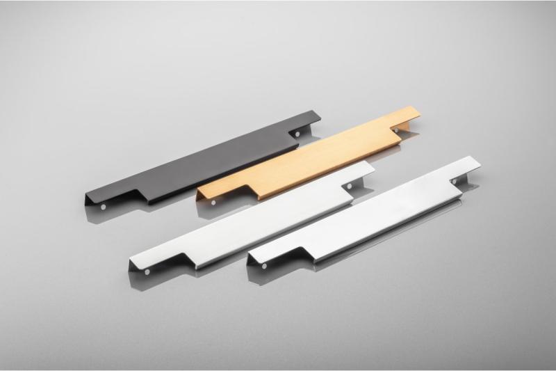 Aluminijasti ročaj LIND C = 352/796/18 mm črna mat 1208965619