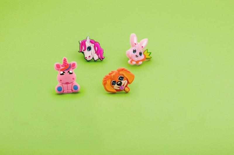 Gumijasti gumb KID pes 1208965687