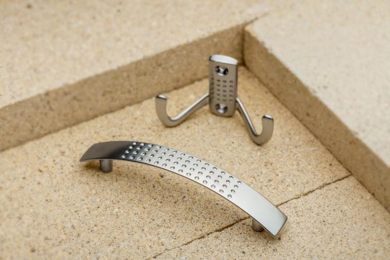 Ročaj Zamak 14 C=96mm aluminij 1208965751