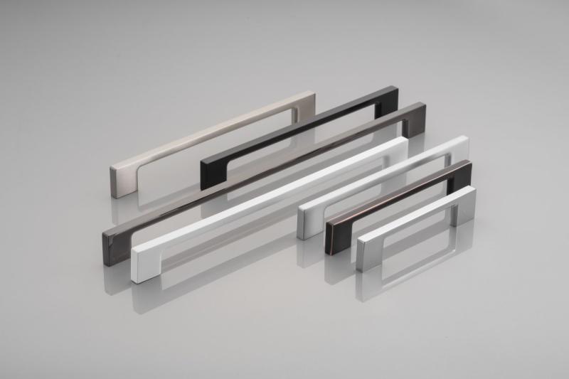 Ročaj Zamak 819 C=192mm saten 1208965827