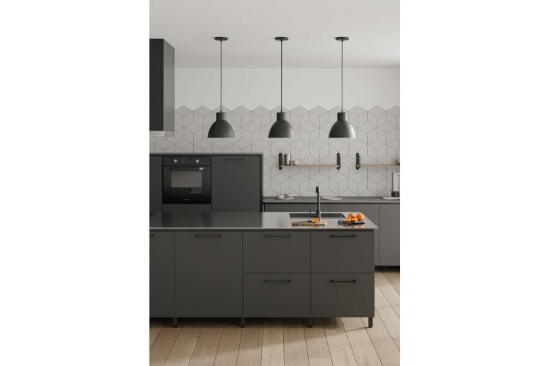 Ročaj Zamak 819 C=320mm črna 1208965856