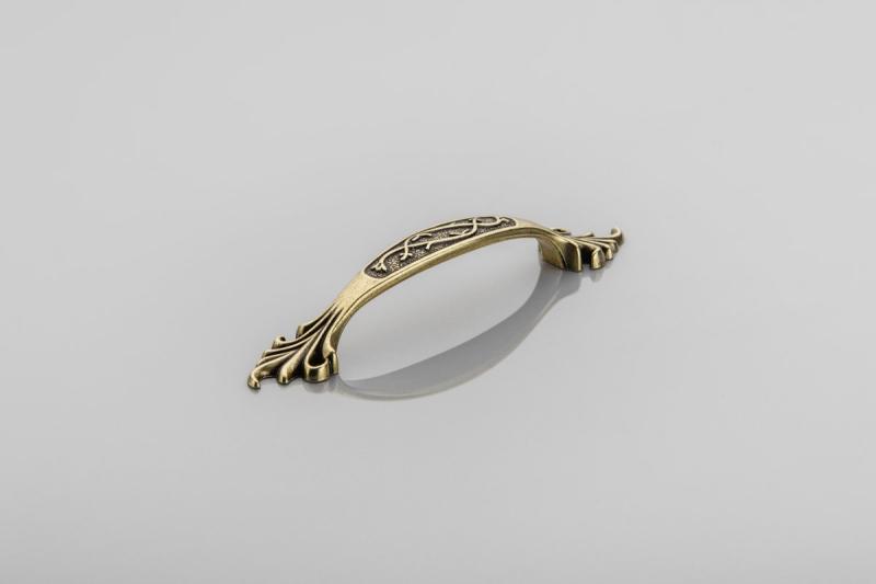 Ročaj Zamak ADRIN C=96mm antikni medenina 1208965859