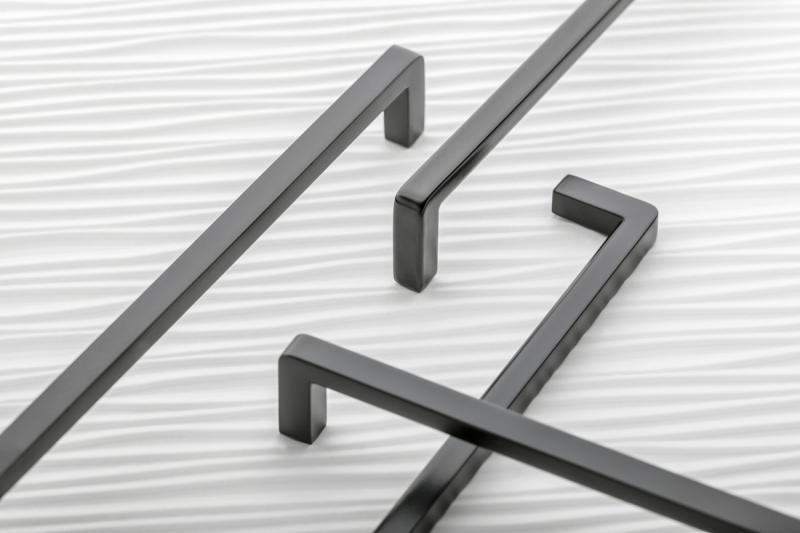 Ročaj Zamak BAGIO C=192 mm črna mat 1208965903