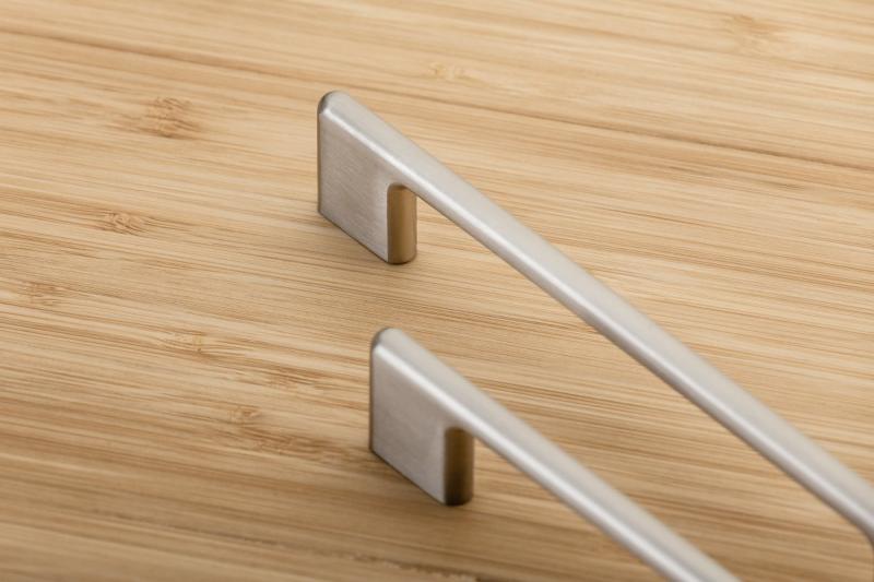 Ročaj Zamak CAPRI, C= 256 mm, inox 1208965956