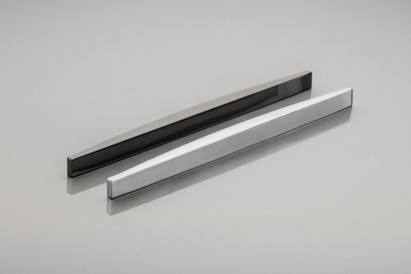 Zamak ročaj KATANIA C=320 mm črni krom 1208966095