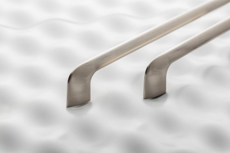 Ročaj Zamak MILANO C=128 inox 1208966110