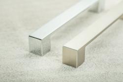 Ročaj Zamak MODENA, C= 128 mm, krom 1208966116