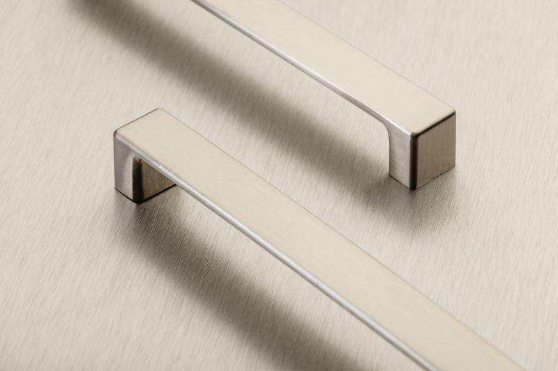 Ročaj Zamak MODENA, C= 160 mm, inox 1208966122