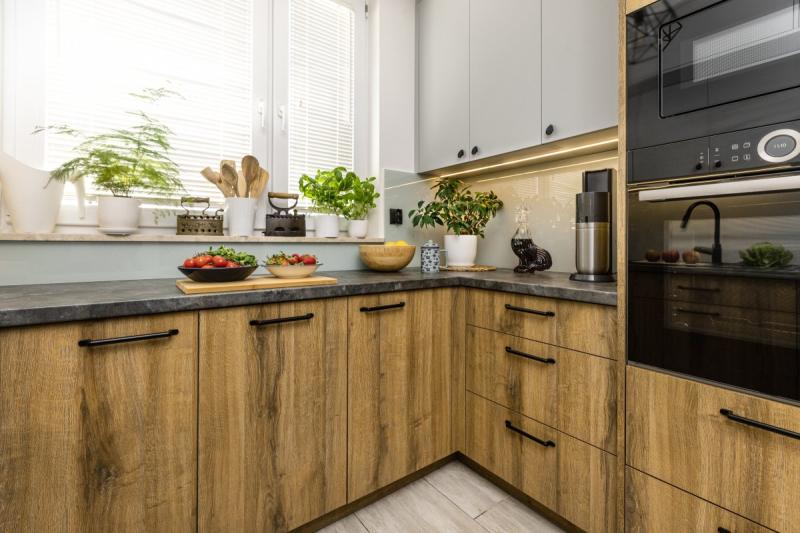 Ročaj Zamak OTTO C = 160 mm črna mat 1208966180