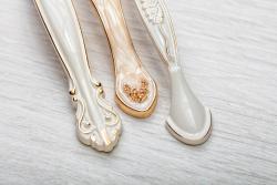 Zamak ročaj ROYAL1 C=96 mm bel/zlato 1208966195