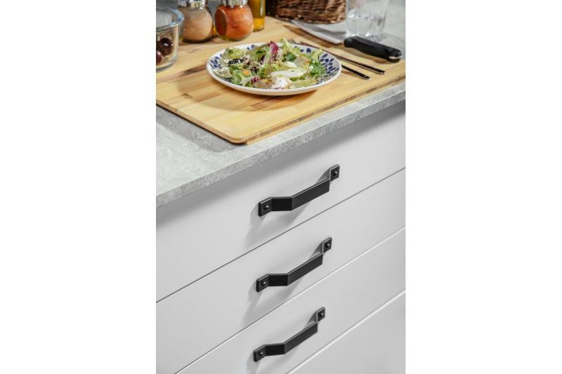 Ročaj Zamak STEP C = 160 mm črna mat 1208966205