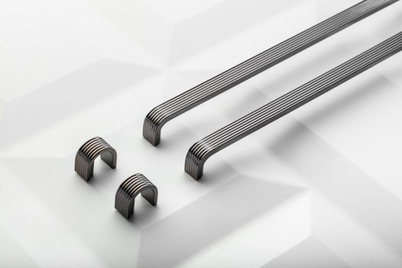 Zamak ročaj Shape art VETA C=160 mm črni krom 1208966236