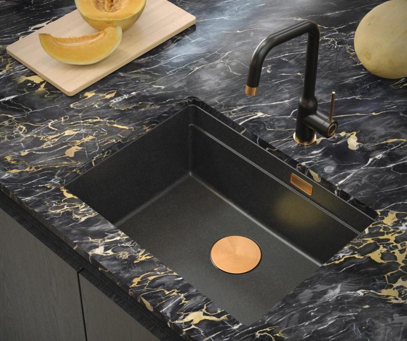 Quadri Newport II granitna podvgradna antracitna pomivalno korito 560x450mm s bakrenim čepom in odtočno kapico 1208967461